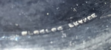 Lade das Bild in den Galerie-Viewer, SALATSCHÜSSEL - Hartglas, Klassisches Waben Relief Motiv Dekor
