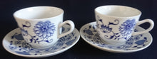 Lade das Bild in den Galerie-Viewer, ESPRESSO~ KAFFEETASSE - Porzellan Inglazed, Traditionelles Zwiebelmuster Motiv Dekor
