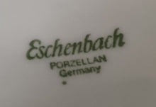 Lade das Bild in den Galerie-Viewer, MILCHKÄNNCHEN - Porzellan, Flora Blatt Blätter Ranken Efeu Motiv Dekor (BC)
