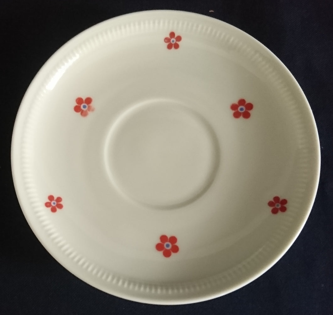 UNTERTASSE - Porzellan, Flora Blumenblüten Relief Motiv Dekor