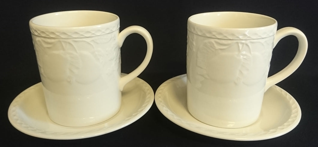 2er Set 2er KAFFEEGEDECKE - Keramik / Steingut, Flora Obst Weintrauben Birnen Blatt Blüten Abstrakt Rand Relief Motiv Dekor