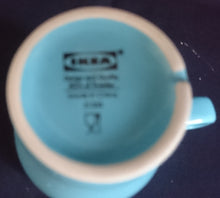 Lade das Bild in den Galerie-Viewer, KAFFEETASSE - Keramik / Steingut, Einfärbige Moderne Form Motiv
