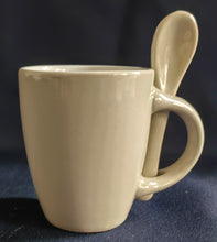 Lade das Bild in den Galerie-Viewer, 2er Set ESPRESSO~ KAFFEETASSE &amp; LÖFFEL - Keramik / Steingut, Moderne Einfärbige Form Dekor (Grau)
