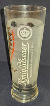 Lade das Bild in den Galerie-Viewer, 3er Komplett Set BIER~ GETRÄNKE~ SAMMELGLÄSER &quot;König von Deutschland Edition II&quot; &quot;Nr. 1, 2 &amp; 3 von 3&quot; - Hartglas, Mattiertes Tennisspieler Person Mann Bier Unterschriften Firma Aufschrift Symbol Motiv Dekor, Til Schweiger &amp; Boris Becker Designer

