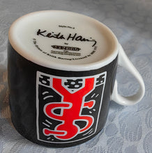 Lade das Bild in den Galerie-Viewer, 2er ESPRESSO~ KAFFEEGEDECK &quot;Style No. 6&quot;- Porzellan, Männchen Figur Symbol Körperhaltung Tätigkeit Tanzen Dancing
