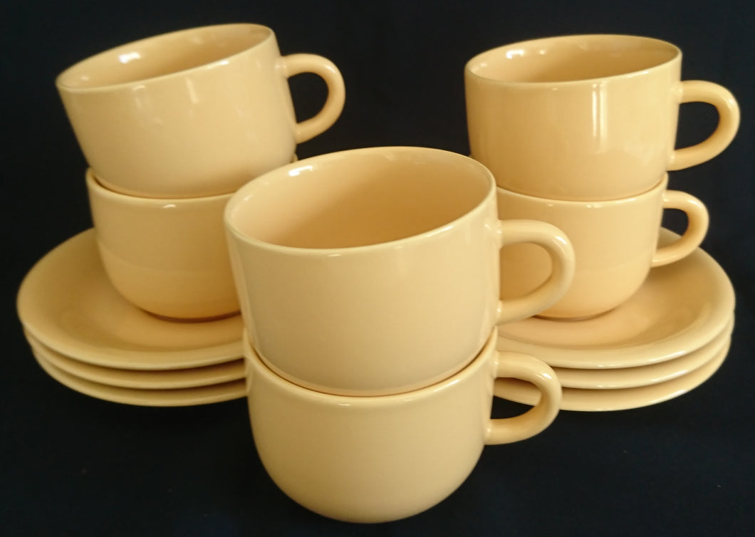 12 Teiliges KAFFEESERVICE - Keramik / Steingut, Modernes Gelb Einfärbiges Motiv Dekor