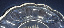 Lade das Bild in den Galerie-Viewer, 2er Set DESSERTSCHALEN (2 Kammer) - Hartglas, Sonnenstern Innerer Linien Relief Ovale Kreise Motiv Dekor
