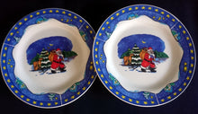 Lade das Bild in den Galerie-Viewer, DESSERTTELLER - Porzellan, Rentier Weihnachtsmann Stern Mond Tannenbaum Bäume Motiv Dekor (BC)
