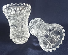 Lade das Bild in den Galerie-Viewer, KLEINE BLUMENVASE - 24% Pbo Bleikristall, Geschliffen Geometrisch Oktagon Streifen Balken Stern Dekor
