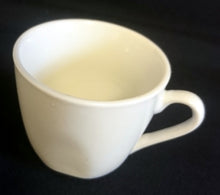 Lade das Bild in den Galerie-Viewer, 2er Set 2er ESPRESSO~ KAFFEEGEDECKE - Porzellan, Gastronomische Einfärbiges Motiv Dekor
