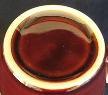 Lade das Bild in den Galerie-Viewer, 2er Set 2er KAFFFEGEDECKE - Keramik / Steingut, Streifen Sandiger Punkte Ahornblatt Motiv Dekor
