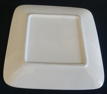 Lade das Bild in den Galerie-Viewer, 2er Set UNTERTASSEN - Porzellan, Einfärbiges Gastronomisches Motiv Dekor

