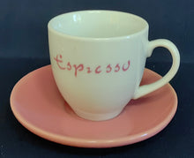 Lade das Bild in den Galerie-Viewer, 2er Set ESPRESSO~ KAFFEETASSEN - Porzellan, Rosa Färbiges Espresso Aufschrift Druck Motiv Dekor
