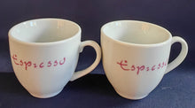Lade das Bild in den Galerie-Viewer, 2er Set ESPRESSO~ KAFFEETASSEN - Porzellan, Rosa Färbiges Espresso Aufschrift Druck Motiv Dekor
