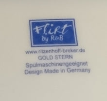 Lade das Bild in den Galerie-Viewer, DESSERTTELLER &quot;Flirt&quot; &quot;Gold Stern&quot; - Porzellan, Advent Weihnachtssterne Breiter Motiv Dekorrand (BC)
