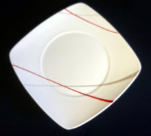 Lade das Bild in den Galerie-Viewer, 2er Set 3er KAFFEEGEDECK &quot;Novel&quot; - Porzellan, Geometrisches Linien Striche Abstrakt Breiter Rand Motiv Quadratische Form Motiv Dekor
