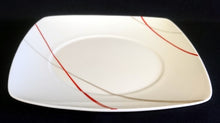 Lade das Bild in den Galerie-Viewer, 2er Set 3er KAFFEEGEDECK &quot;Novel&quot; - Porzellan, Geometrisches Linien Striche Abstrakt Breiter Rand Motiv Quadratische Form Motiv Dekor
