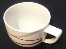 Lade das Bild in den Galerie-Viewer, 2er Set 3er KAFFEEGEDECK &quot;Novel&quot; - Porzellan, Geometrisches Linien Striche Abstrakt Breiter Rand Motiv Quadratische Form Motiv Dekor

