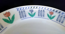 Lade das Bild in den Galerie-Viewer, DESSERTTELLER &quot;Stella&quot; - Porzellan, Abstrakt Striche Linien Flora Blumen Blüten Pflanzen Motiv Dekor
