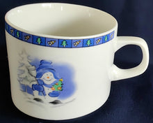 Lade das Bild in den Galerie-Viewer, 3er KAFFEEGEDECK - Porzellan, Advent Weihnachten Winter Schnee Baum Bäume Rand Symbole Motiv Dekor
