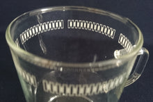 Lade das Bild in den Galerie-Viewer, 2er Set TEETASSEN &quot;Verran&quot; - Hartglas, Geometrisch Quadrat Viereck Balken Motiv Dekor (BC)

