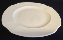 Lade das Bild in den Galerie-Viewer, 2er Set 3er KAFFEEGEDECKE - Porzellan, Moderne Gastronomische Gewölbte Relief Form Motiv Dekor
