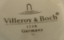Lade das Bild in den Galerie-Viewer, 2er Set KAFFEETASSEN - Porzellan, Moderne Gastronomische Gewölbte Relief Form Motiv Dekor
