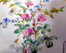 Lade das Bild in den Galerie-Viewer, 3er Set SCHALE &amp; SCHÄLCHEN &quot;Irka&quot; - Porzellan, Goldrand Flora Pflanzen Blumen Blüten Motiv Dekor
