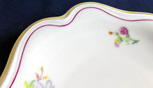 Lade das Bild in den Galerie-Viewer, 2er Set SCHÄLCHEN &quot;Irka&quot; - Porzellan, Goldrand Flora Pflanzen Blumen Blüten Motiv Dekor

