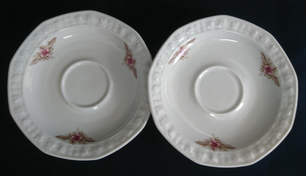 2er Set UNTERTASSEN - Porzellan, Flora Blumenblüten Pflanzen Relief Motiv Dekor