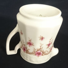 Lade das Bild in den Galerie-Viewer, 23 Teiliges KAFFEESERVICE - Porzellan, Flora Blumenblüten Pflanzen Relief Motiv Dekor
