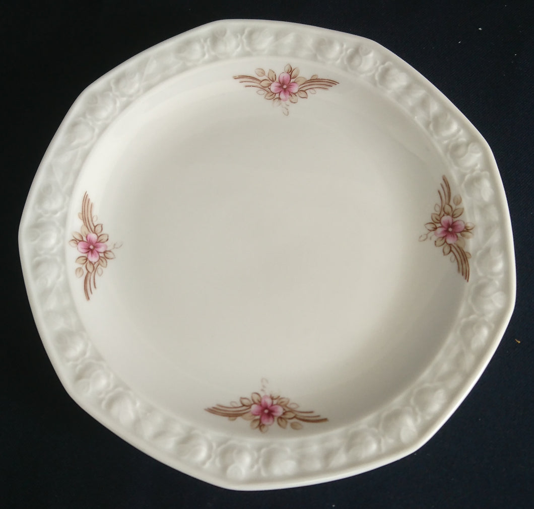 SAUCIER UNTERTELLER - Porzellan, Flora Blumenblüten Pflanzen Relief Motiv Dekor