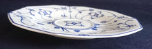 Lade das Bild in den Galerie-Viewer, 2er Set UNTERTASSE - Porzellan, Indisch Blau Strohblume Motiv Dekor
