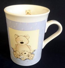 Lade das Bild in den Galerie-Viewer, KINDERTASSE - Porzellan, Bärchen Zeichentrick Motiv Dekor
