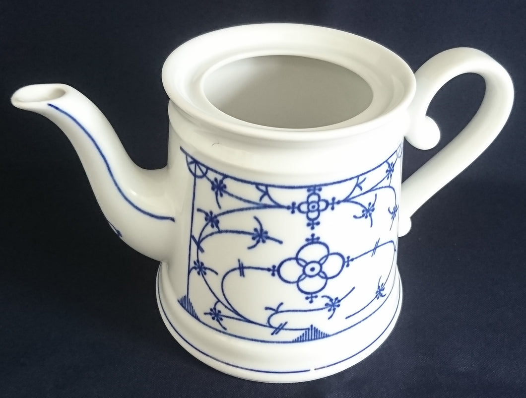 KAFFEEKANNE OHNE DECKEL - Porzellan, Indisch Blau Strohblumen Dekor