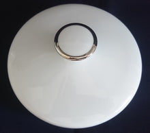 Lade das Bild in den Galerie-Viewer, BEILAGEN-TERRINE MIT DECKEL - Porzellan, Silberrand Linien Dekor
