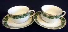 Lade das Bild in den Galerie-Viewer, 2er Set 2er KAFFEEGEDECKE - Porzellan, Blatt Blätter Abstrakt Symbollinien Motiv Goldrand Dekor

