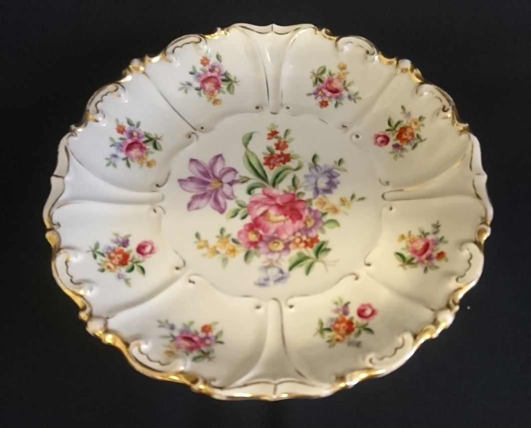 SAMMELTELLER - Porzellan, Blumen Goldrand Relief Dekor