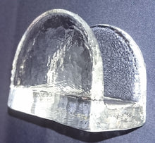 Lade das Bild in den Galerie-Viewer, SERVIETTENHALTER &quot;Ciao&quot; - Hartglas (Natron Kalk Glas), Schliffoptik Dekor, Handarbeit (Handmade)
