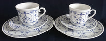 Lade das Bild in den Galerie-Viewer, 2er Set KAFFEETASSEN &quot;Ingres Weiss&quot; - Porzellan, Indisch Blau Strohblume Motiv Dekor (Schwarzer Markenstempel)

