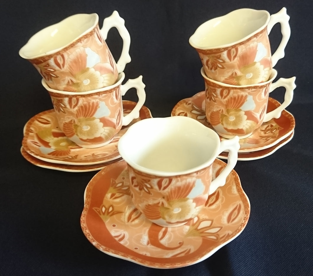 10 Teiliges ESPRESSOSERVICE - Porzellan, Perlmutt Effekt Abstrakt Flora Fauna Pflanzen Motiv Gewölbte Form Dekor