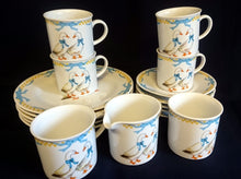 Lade das Bild in den Galerie-Viewer, MILCHKÄNNCHEN &quot;Porcelain Collection&quot; - Porzellan, Ländliches Gänse Schleifen Motiv Dekor
