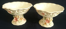 Lade das Bild in den Galerie-Viewer, EISDESSERT BECHER - Keramik / Steingut, Jugendstil Blumen Blüten Strauß Flora Relief Design Dekor
