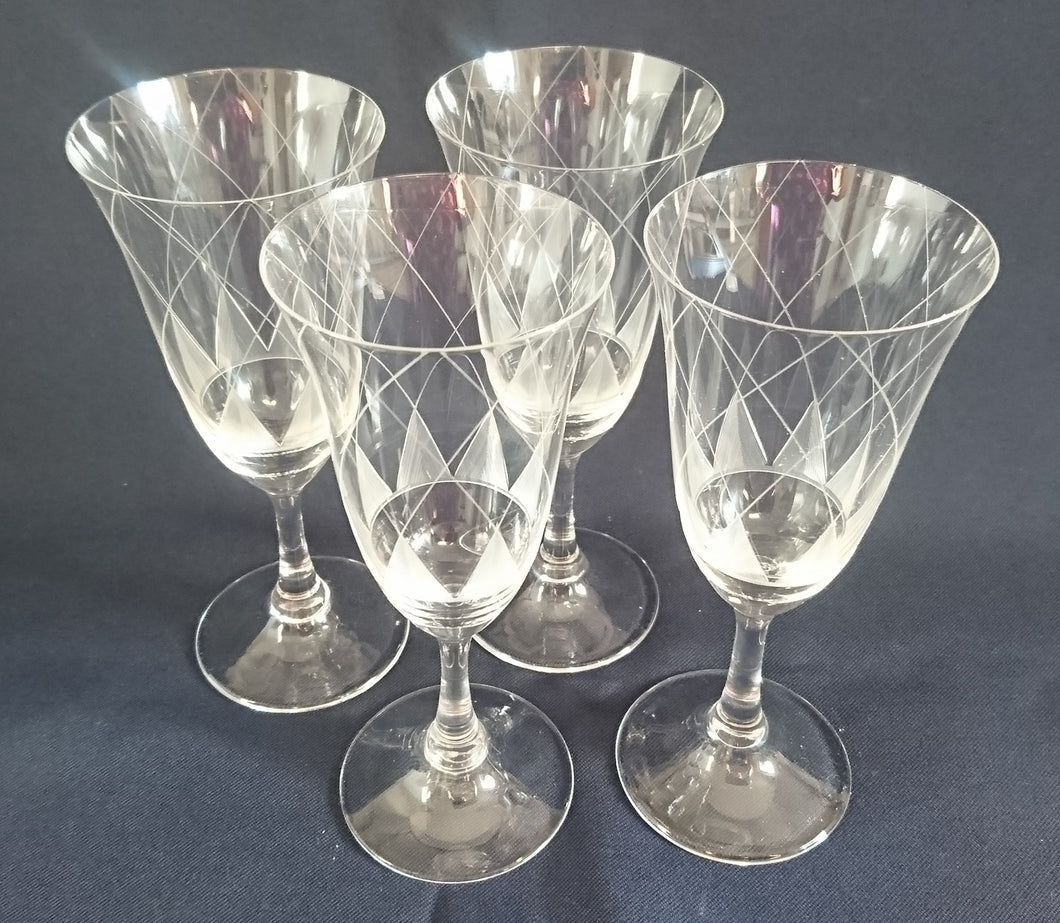 4er Set GETRÄNKEGLÄSER - Kristallglas, Geometrisches Dreieck Linien Mattiert Geschliffenes Dekor