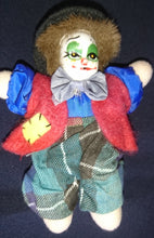 Lade das Bild in den Galerie-Viewer, CLOWN PUPPE - Mittelgroß, Stoff / Glas, Handarbeit, Handbemalt (B)
