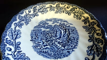 Lade das Bild in den Galerie-Viewer, 3er KAFFEEGEDECK &quot;Country Life&quot; - Keramik / Steingut (Fine Staffordshire Ware), Englisches Landleben Scenen Motiv Dekor, Hand graviert
