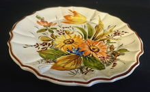 Lade das Bild in den Galerie-Viewer, 3er Set WAND SAMMELTELLER - Keramik / Steingut, Mehrfarbige Verschiedene Blumenwiesen Brauner Dekorrand
