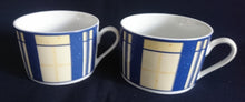 Lade das Bild in den Galerie-Viewer, 2er Set KAFFEETASSEN &quot;Flirt&quot; &quot;French Vanilla&quot; - Porzellan, Symetrisches Geometrisches Linien Balken Striche Karo Motiv Dekor
