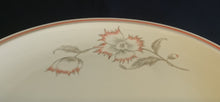 Lade das Bild in den Galerie-Viewer, SERVIERPLATTE &quot;Winifred&quot; - Porzellan, Blumen / Linien Klassisch Dekor
