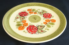 Lade das Bild in den Galerie-Viewer, 2er Set DESSERTTELLER &quot;Tirol&quot; - Keramik / Steingut, Rosen Motiv Dekor, Handbemalt
